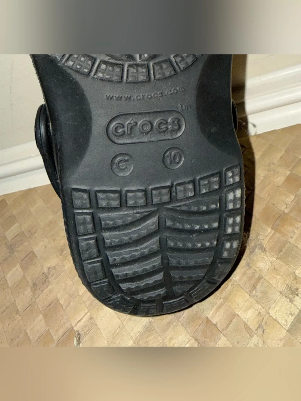 Kids Crocs - Size Children’s 10 - Black Slip-On Clogs - LIKE NEW